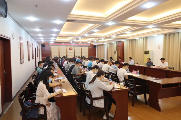 市總工會履職盡責維護職工合法權(quán)益，創(chuàng)造和諧社會環(huán)境喜迎二十大