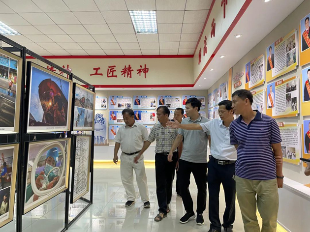 全市職工攝影展開幕，每一張都是超然大片