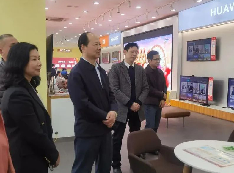 市總工會開展戶外勞動者服務(wù)站點(diǎn)專項(xiàng)調(diào)研，全面推進(jìn)職工服務(wù)陣地建設(shè)工作