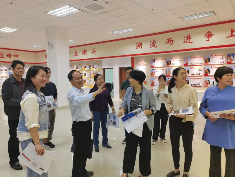 梧欽兩地工會召開六堡茶、坭興陶勞模工匠 聯(lián)盟創(chuàng)新成果展籌備交流會