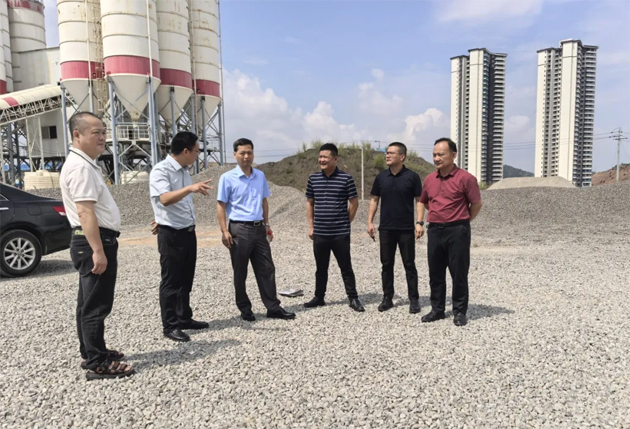 精準把脈加快推進│ 梧州市總工會赴藤縣、岑溪市指導縣級工人文化宮項目建設工作