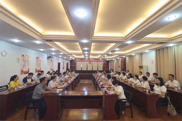 黨建引領聚合力 攜手共進促發(fā)展│梧州市總工會和市司法局開展黨建工作交流座談會