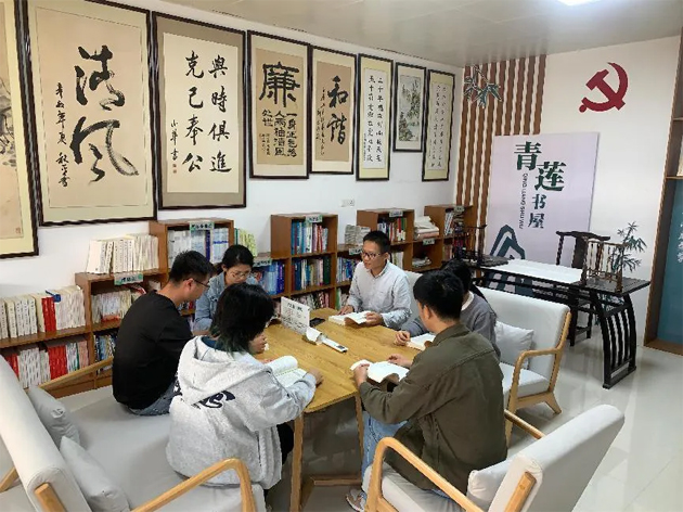 藤縣氣象局積極打造職工書屋，深化書香機(jī)關(guān)建設(shè)