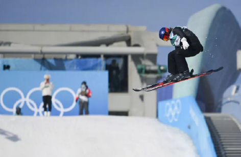 谷愛凌比賽的首鋼園到底是個(gè)什么園？中國(guó)工人同它一起完成“火”到“冰”的轉(zhuǎn)變